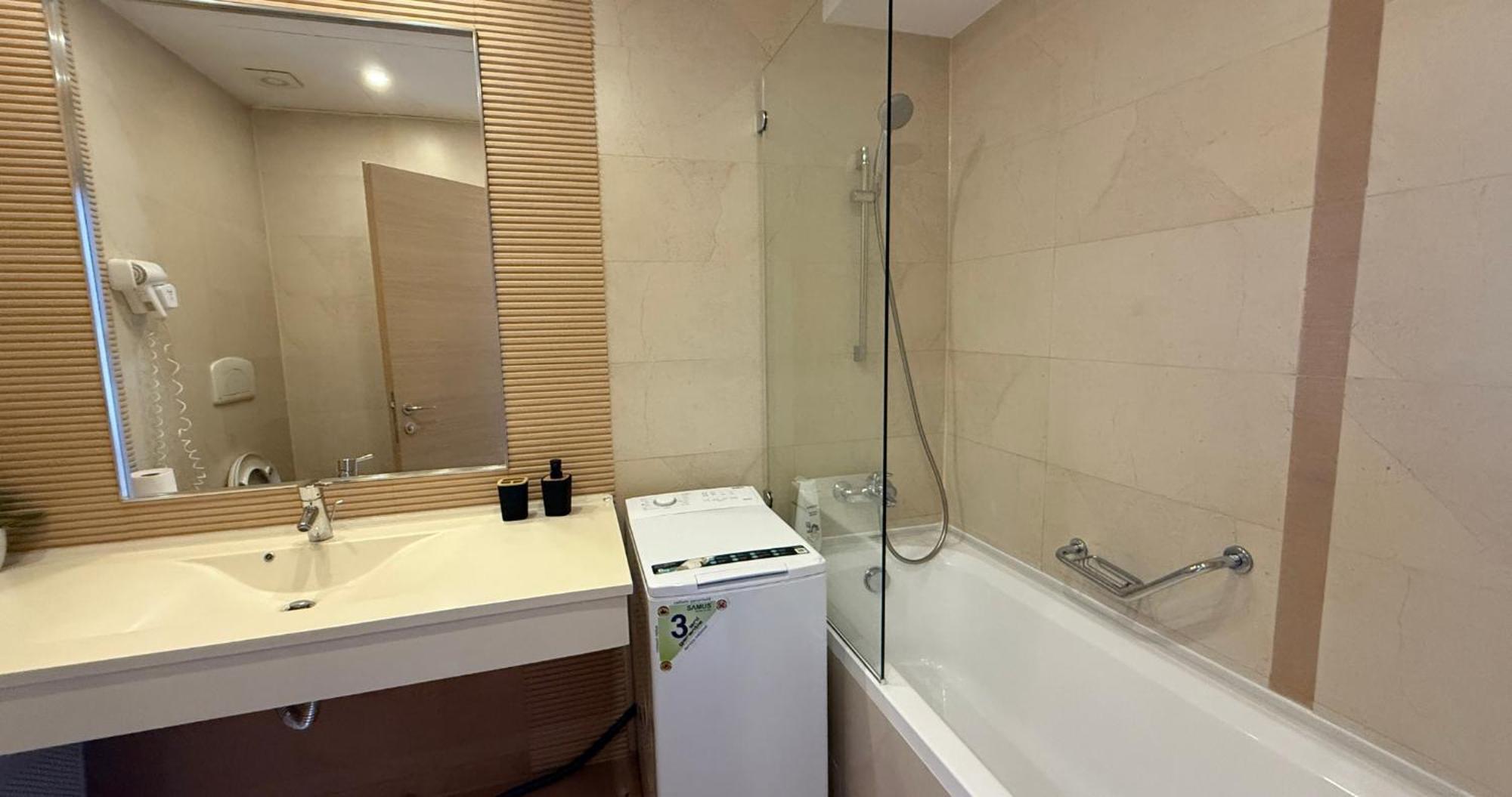 Cityview Rin Grand Etaj 10 Parcare Inclusa Bucureşti